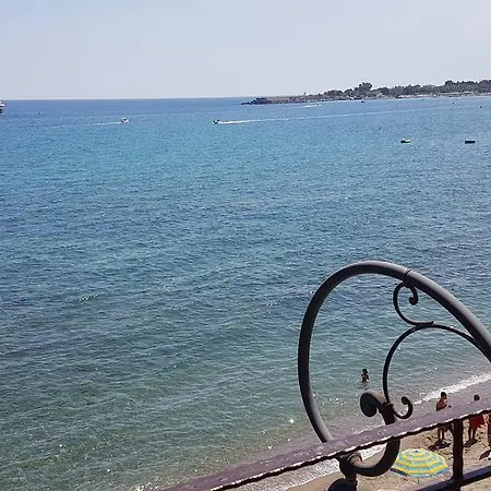 Apartment Loft Profumo Di Mare Giardini Naxos