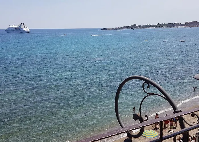 Daire Loft Profumo Di Mare Giardini Naxos